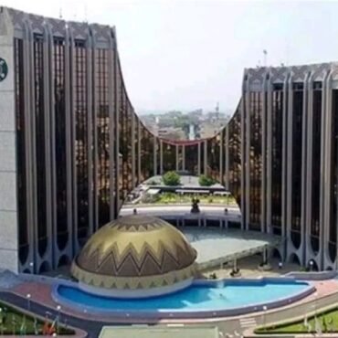 Employer of record in Togo
